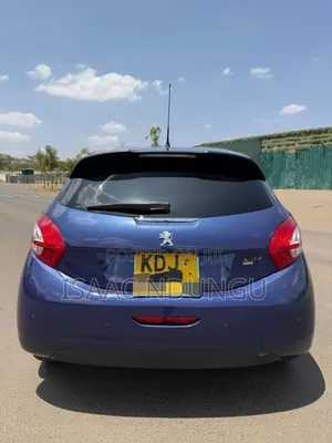 Peugeot 208 2015 Blue