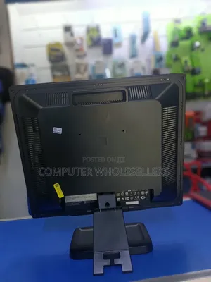 HP ProDisplay 19" Squared Monitor