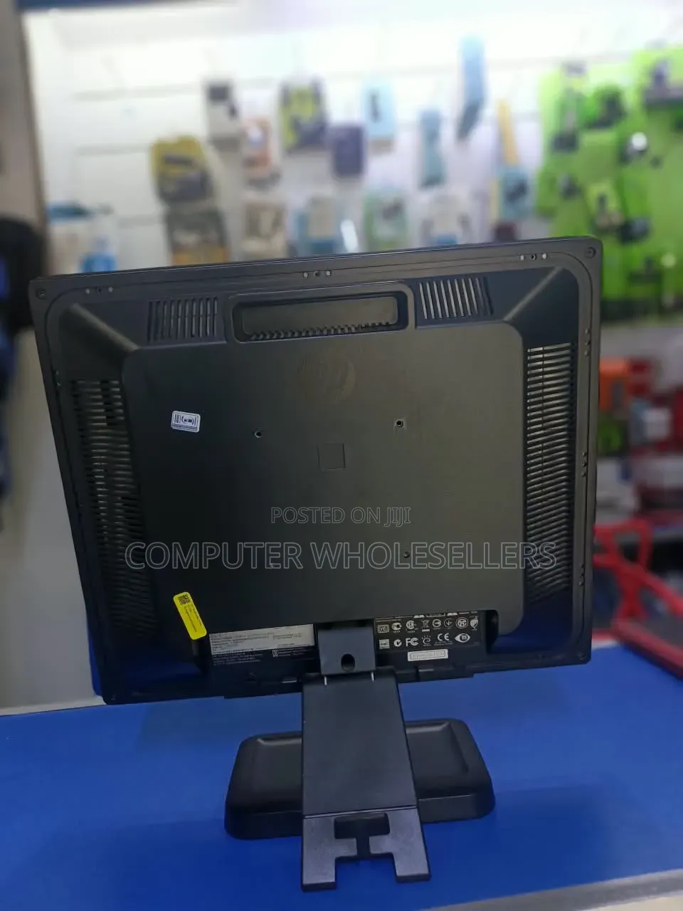 HP ProDisplay 19" Squared Monitor
