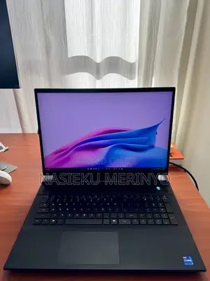 Laptop Dell 64GB Intel Core Ultra 9 SSD 4T