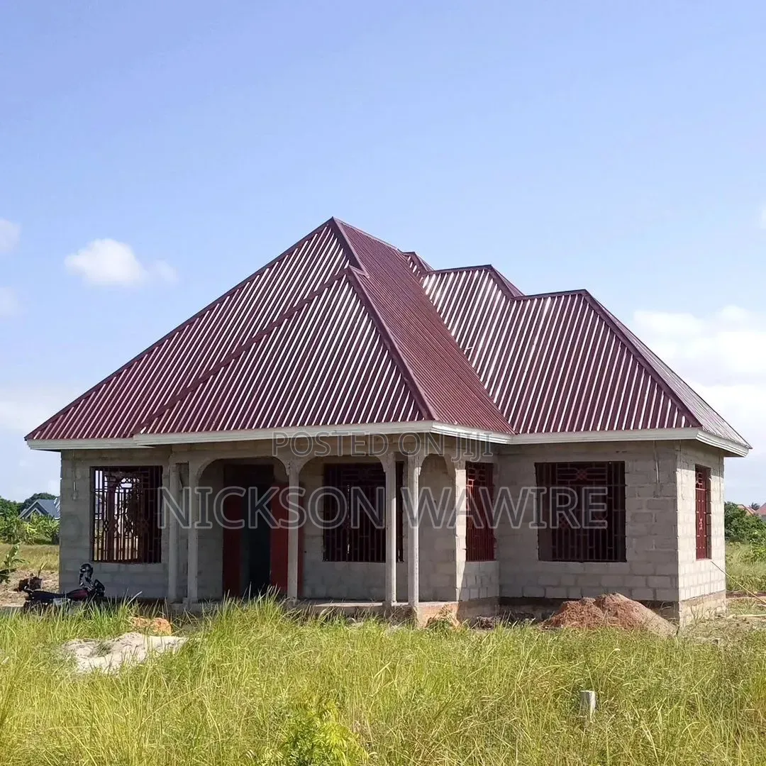 Roofing and Roof Repairs /Redesign
