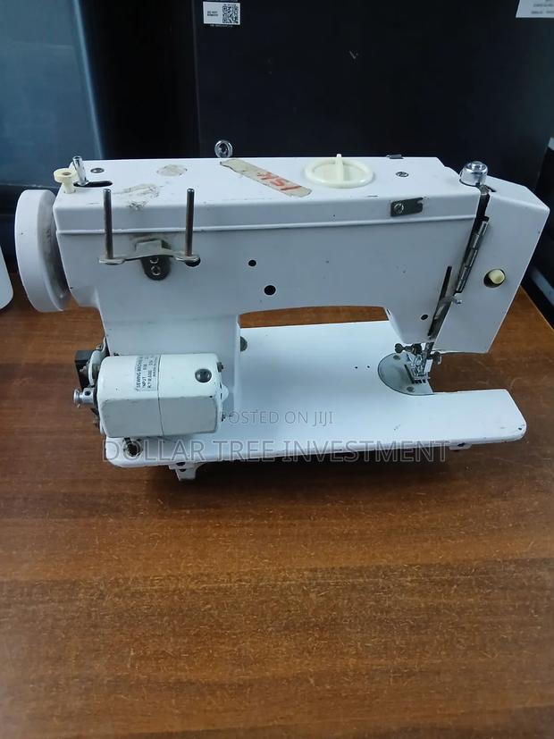 Sewing Machine - thumbnail 2