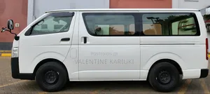Toyota Grand HiAce 2002 White