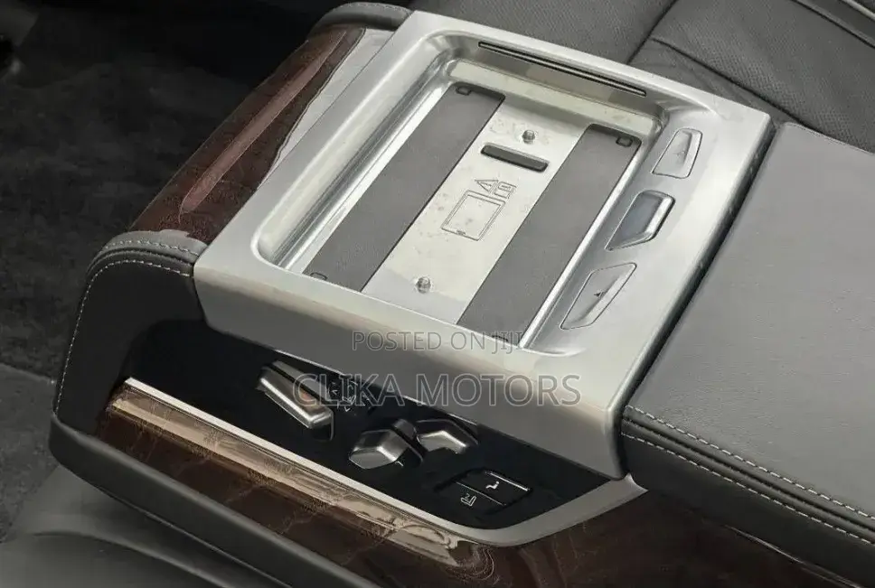 BMW 760 2023 Black