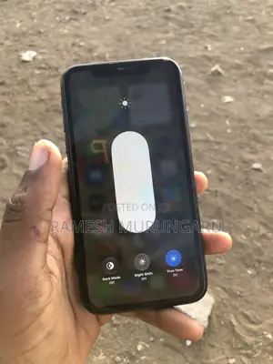 Apple iPhone 11 64 GB Black