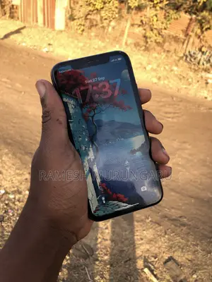 Apple iPhone 11 64 GB Black
