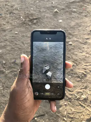 Apple iPhone 11 64 GB Black