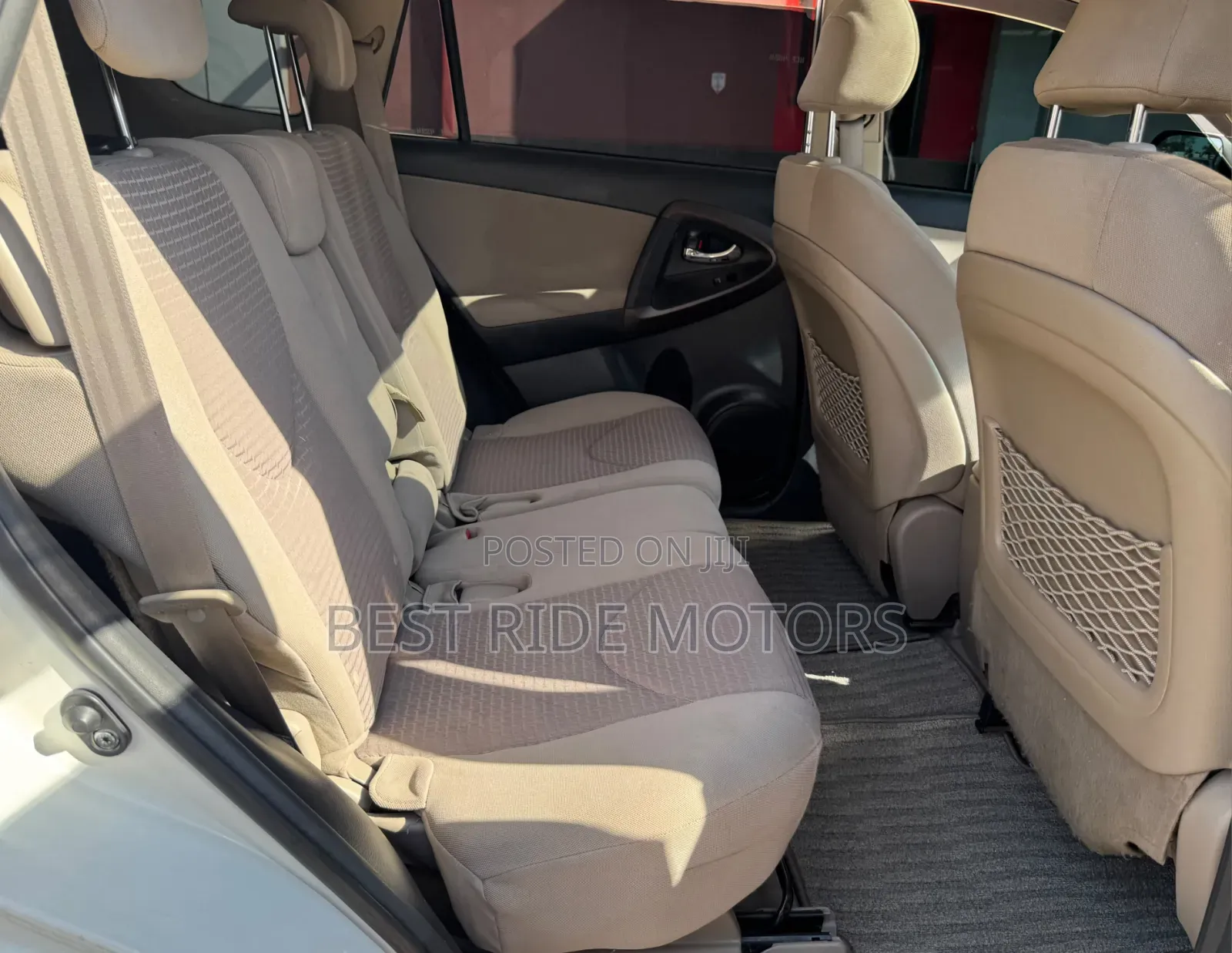 Toyota Vanguard 2008 White