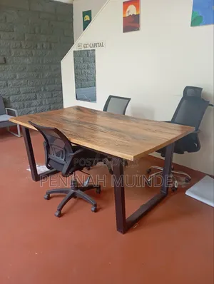 Selling Office Furnitures