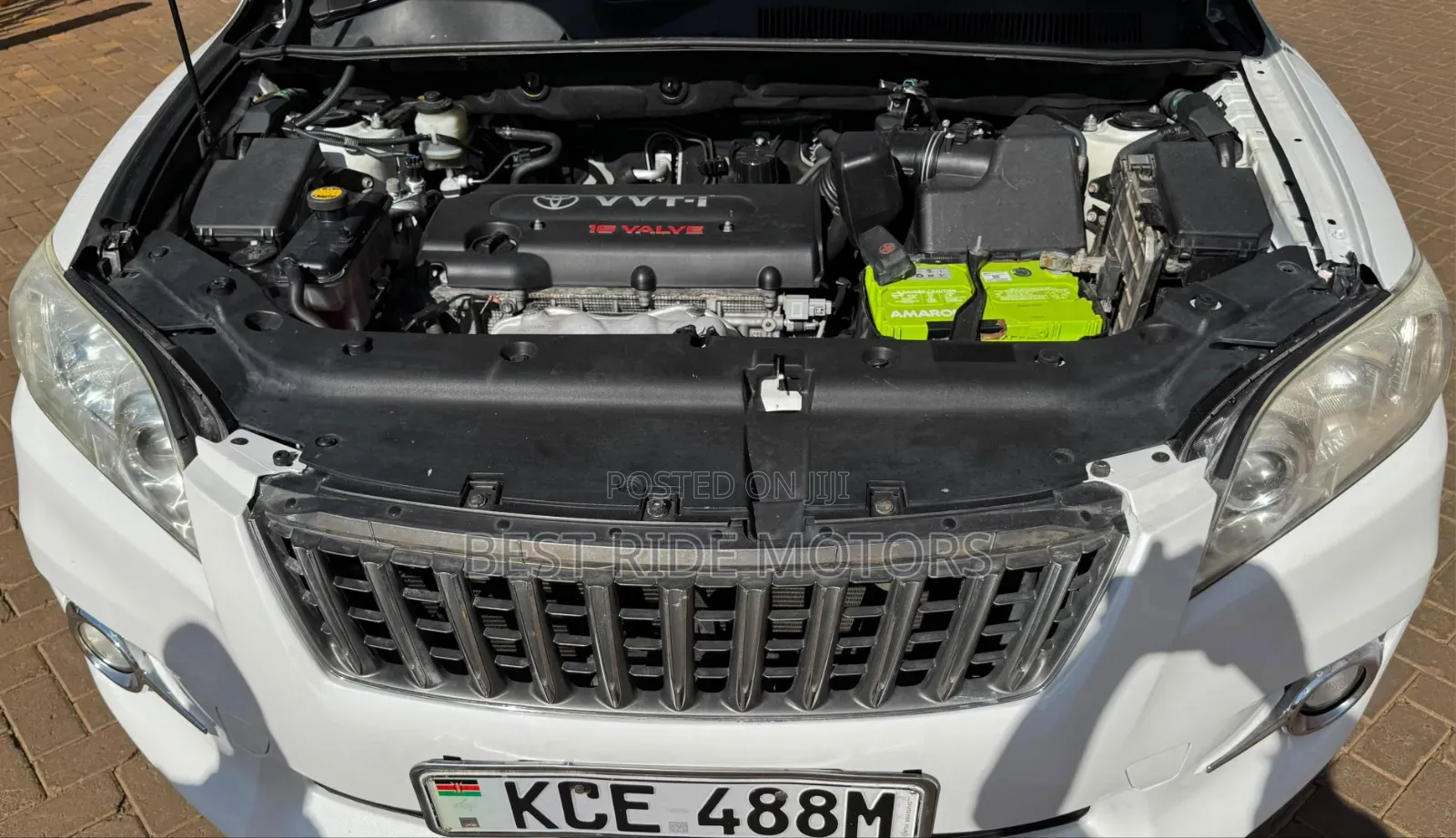 Toyota Vanguard 2008 White