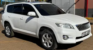 Toyota Vanguard 2008 White