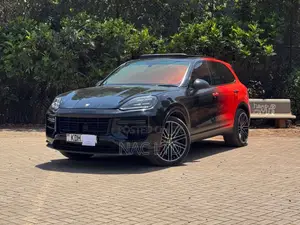 Porsche Cayenne 2015 Black