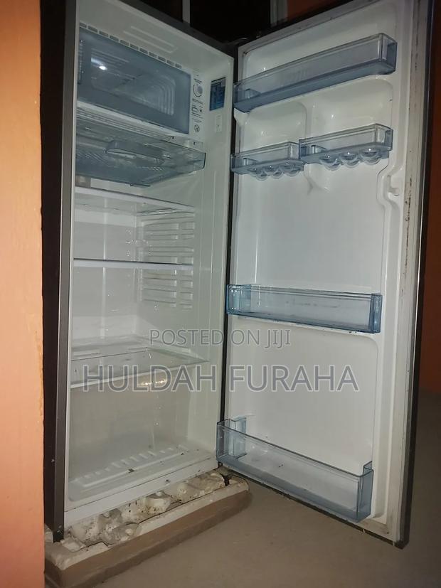 Samsung Single Door Fridge - thumbnail 2
