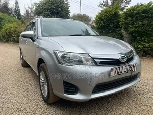 Toyota Corolla Fielder 2015 Silver