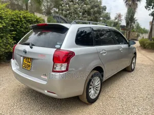 Toyota Corolla Fielder 2015 Silver