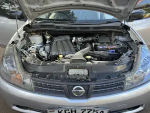 Nissan Wingroad 2009 Silver