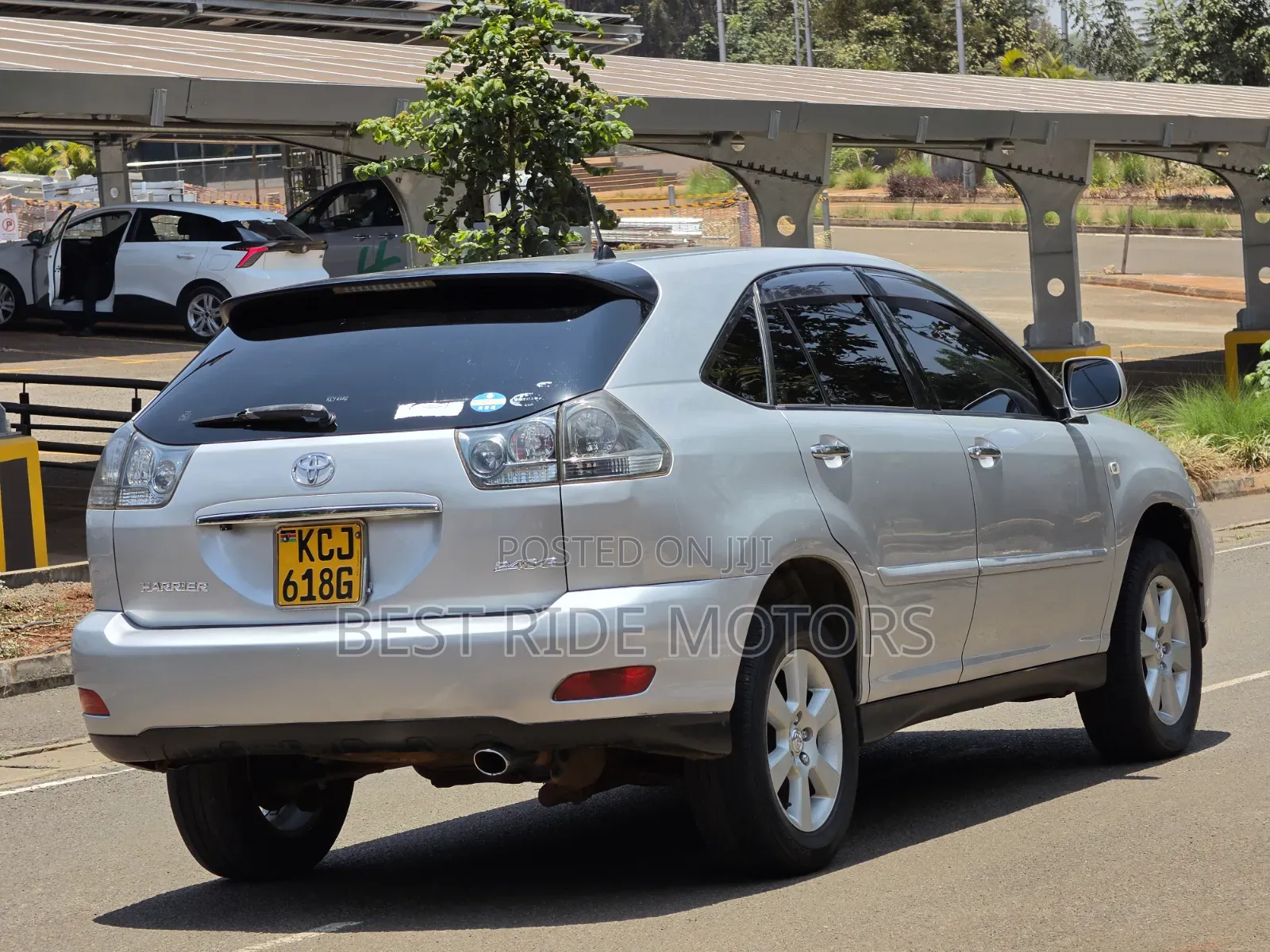 Toyota Harrier 2.4 2010 Silver
