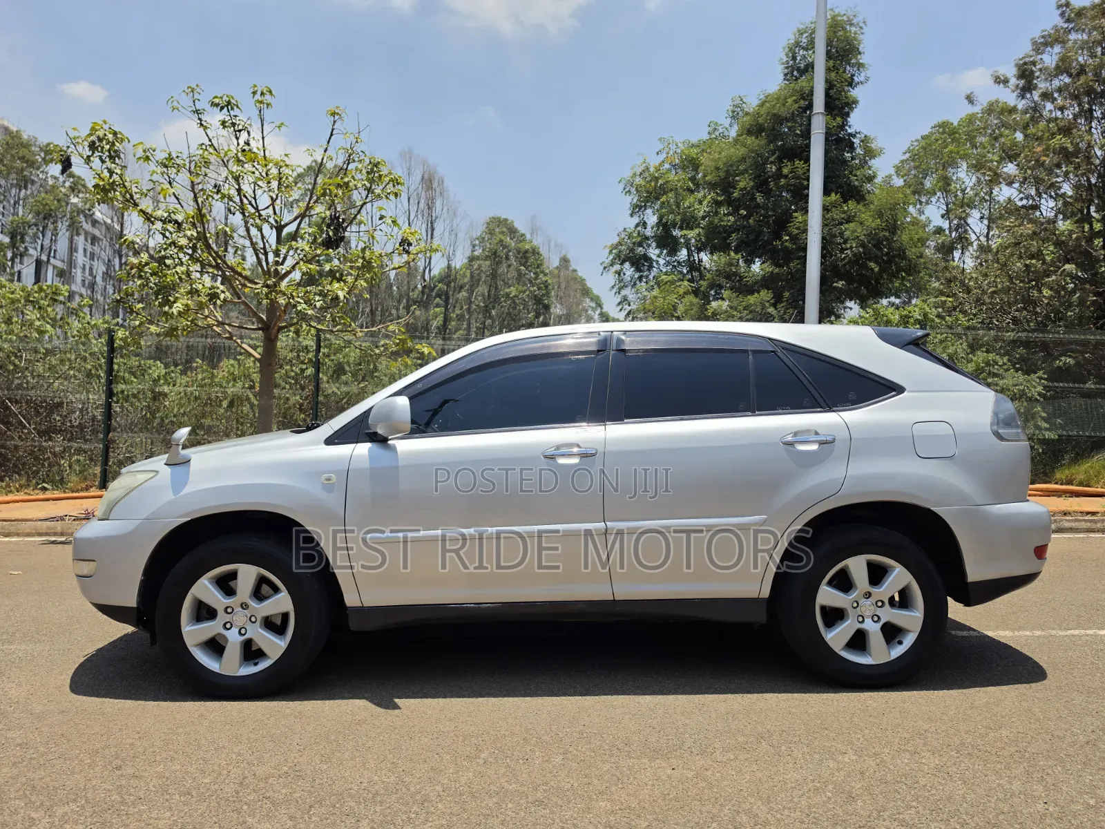 Toyota Harrier 2.4 2010 Silver
