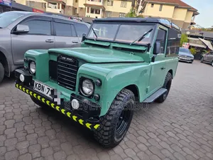 Land Rover Defender 1979 Green
