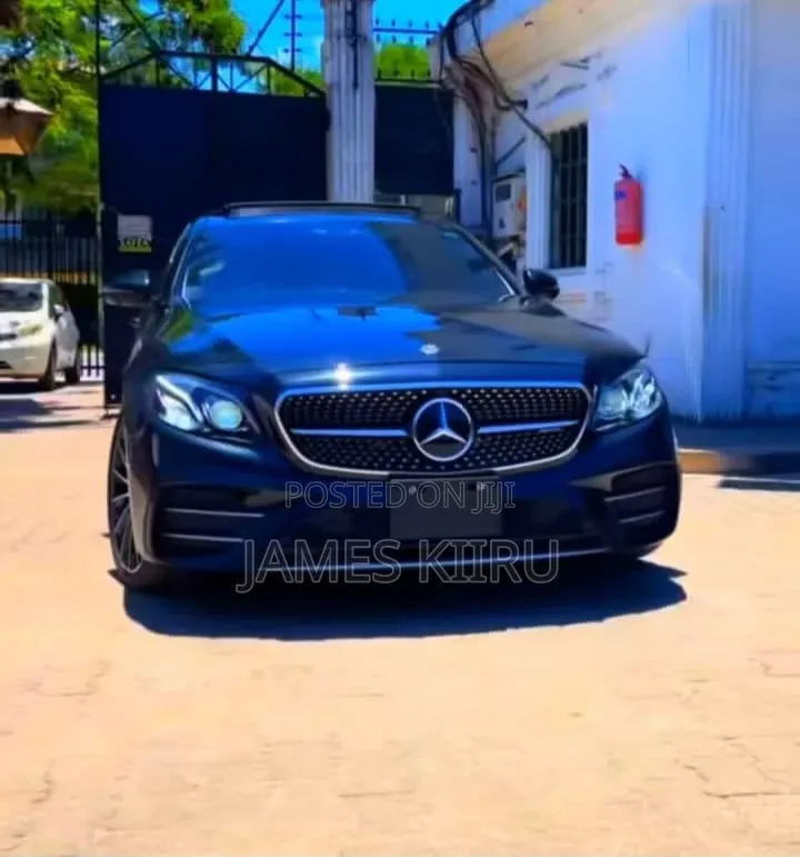 New Mercedes Benz for Hire