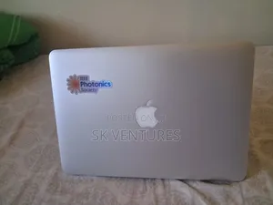 Laptop Apple MacBook Pro 2015 8GB Intel Core i5 SSD 256GB