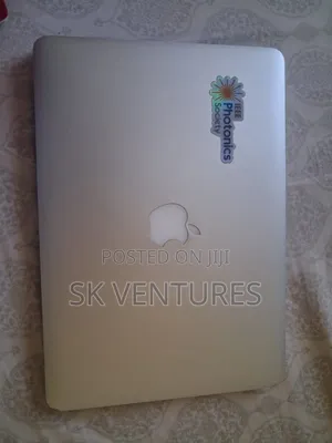 Laptop Apple MacBook Pro 2015 8GB Intel Core i5 SSD 256GB