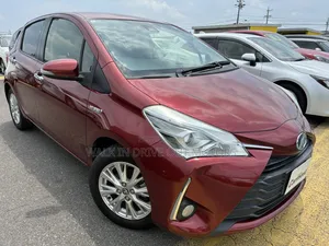 Toyota Vitz 2019 Red