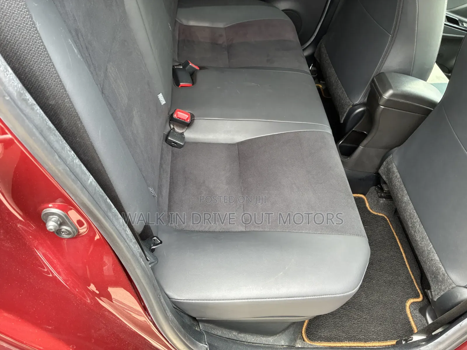 Toyota Vitz 2019 Red