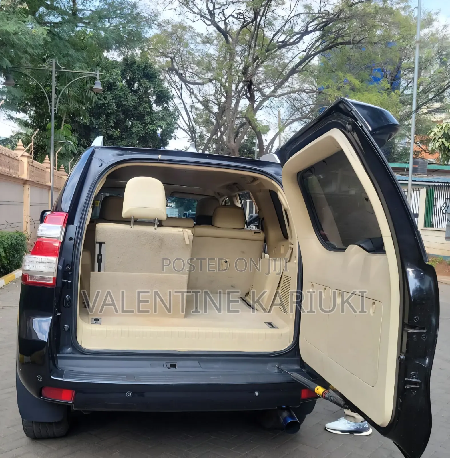 Toyota Land Cruiser Prado 2014 Black