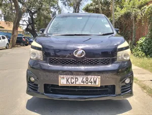 Toyota Voxy 2010 Black