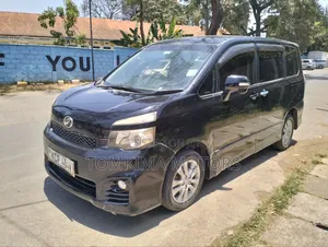 Toyota Voxy 2010 Black