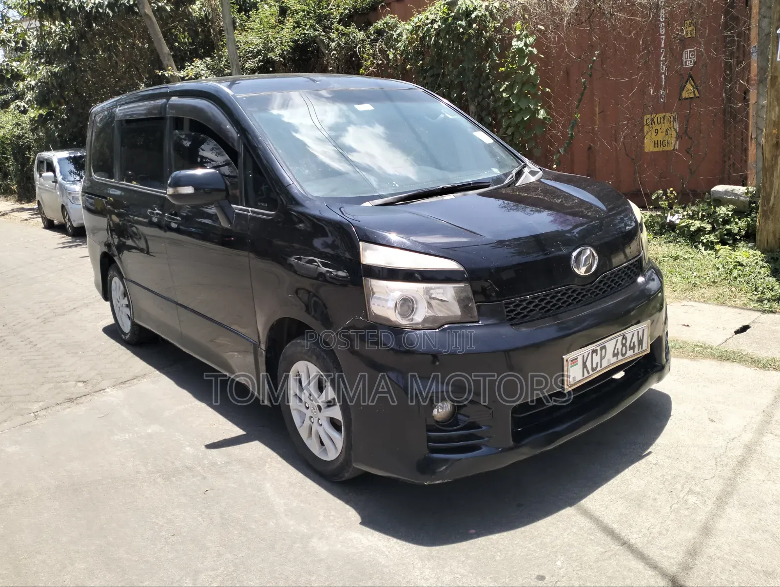 Toyota Voxy 2010 Black