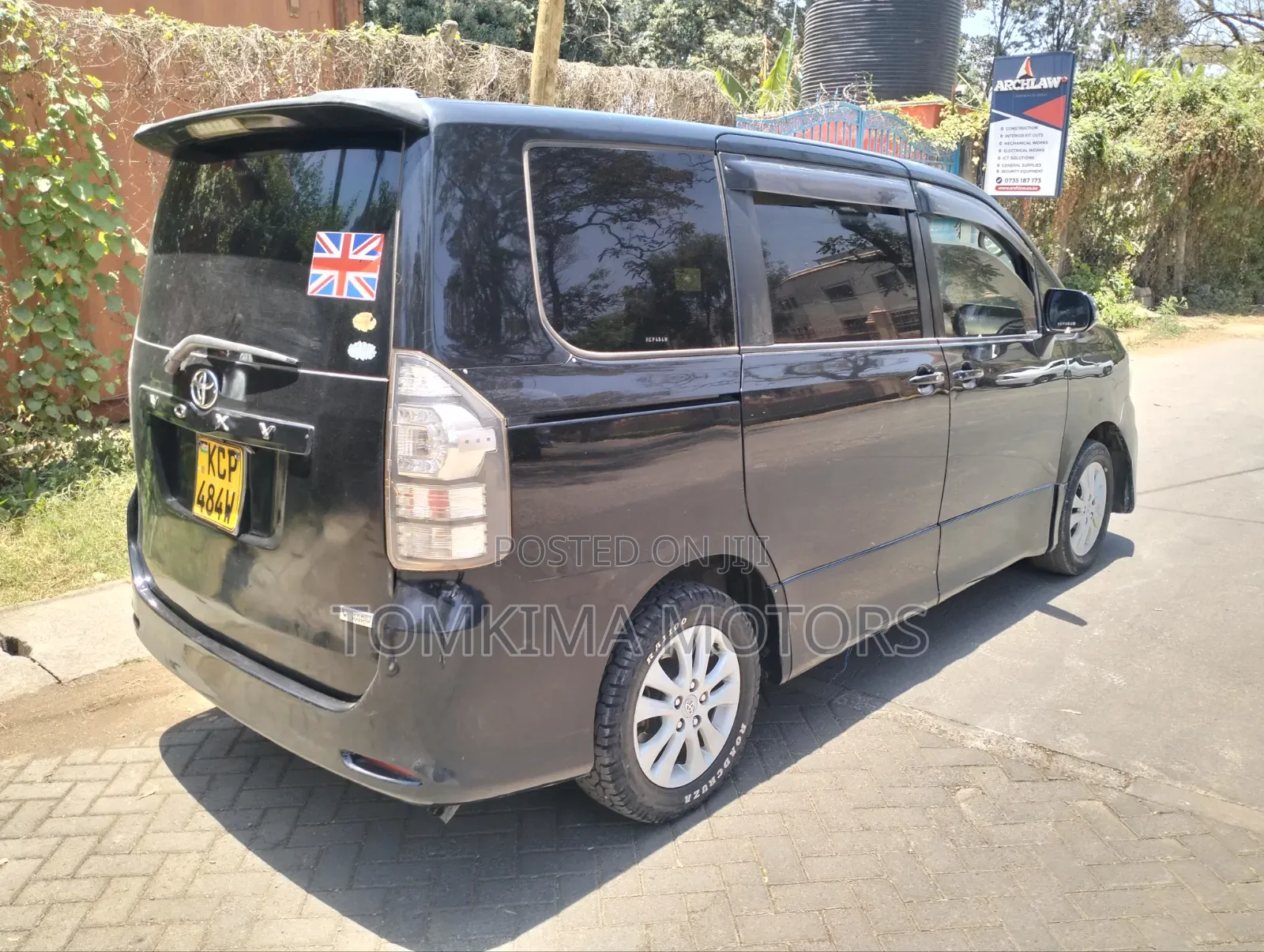 Toyota Voxy 2010 Black