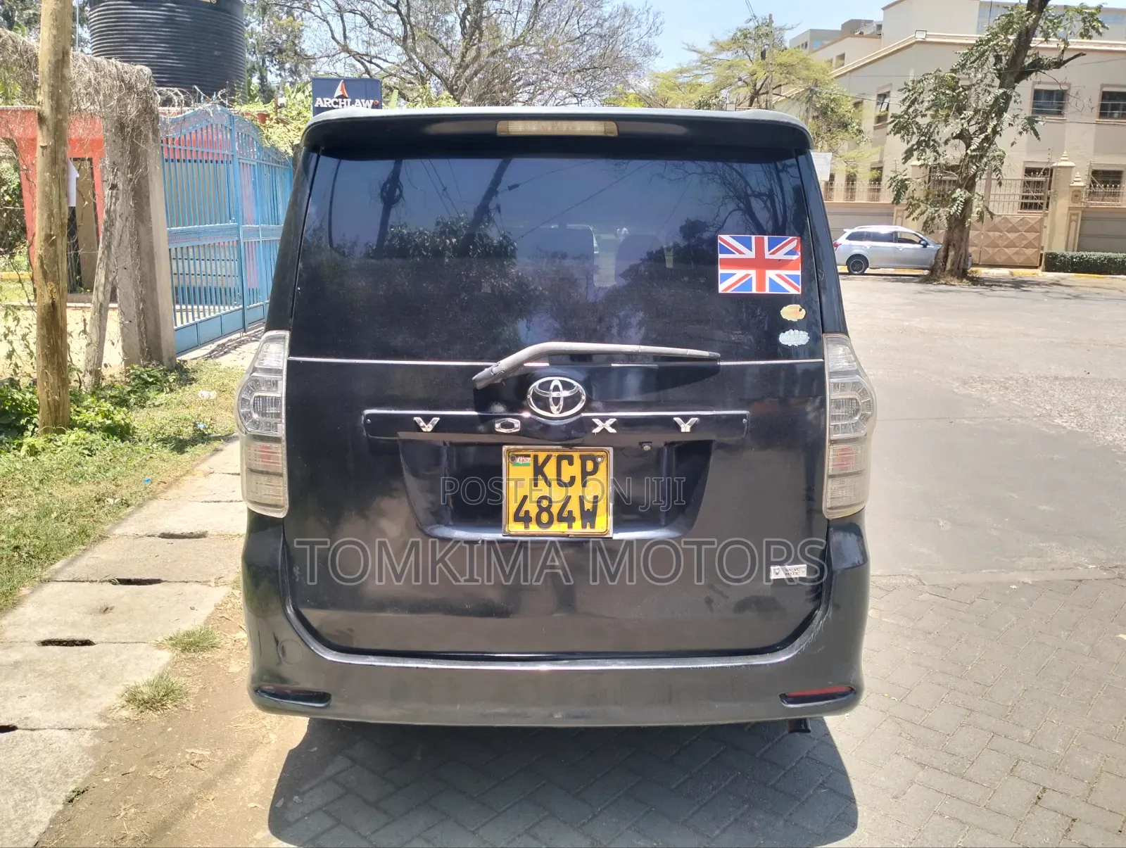Toyota Voxy 2010 Black