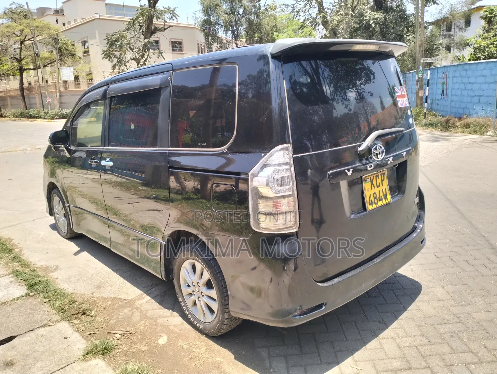 Toyota Voxy 2010 Black