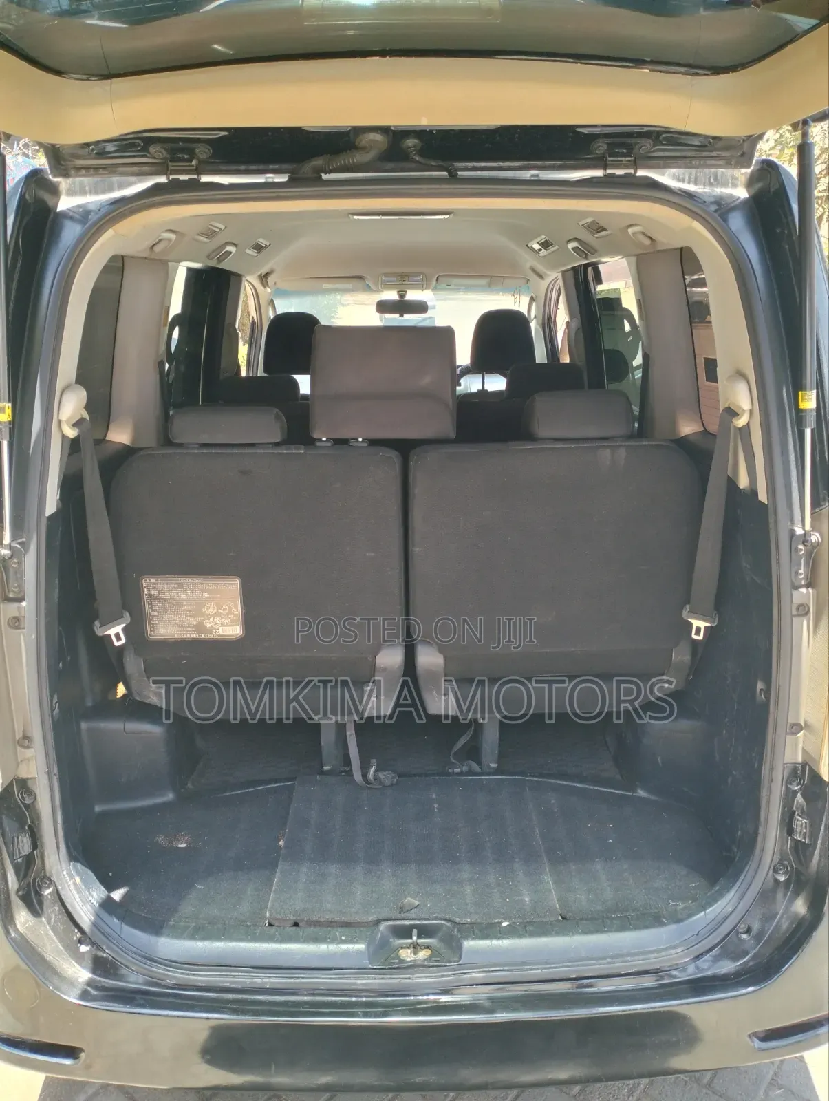 Toyota Voxy 2010 Black