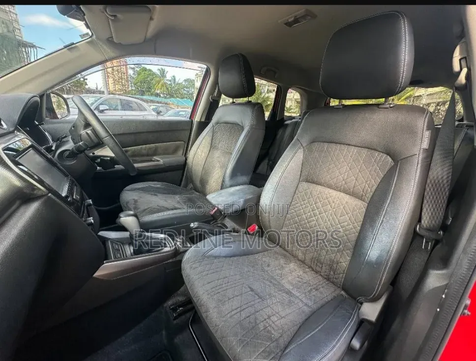 Suzuki Escudo 2019 Red