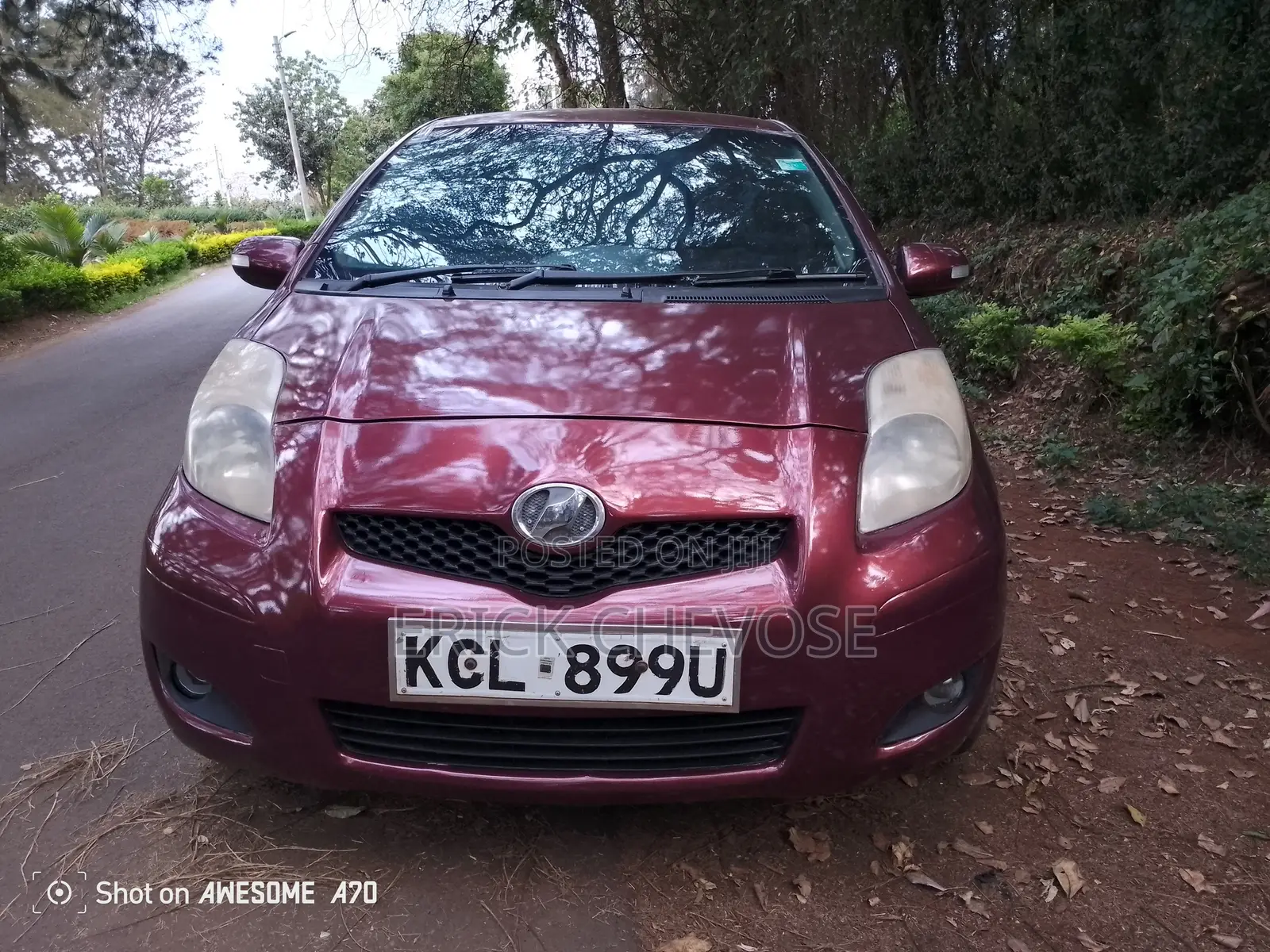 Toyota Vitz 2010 Maroon
