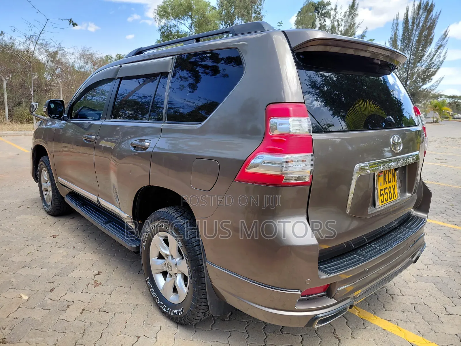 Toyota Land Cruiser Prado 4.0 Petrol TX-L 2010 Brown