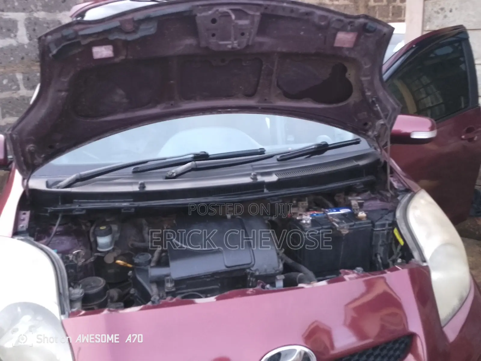 Toyota Vitz 2010 Maroon