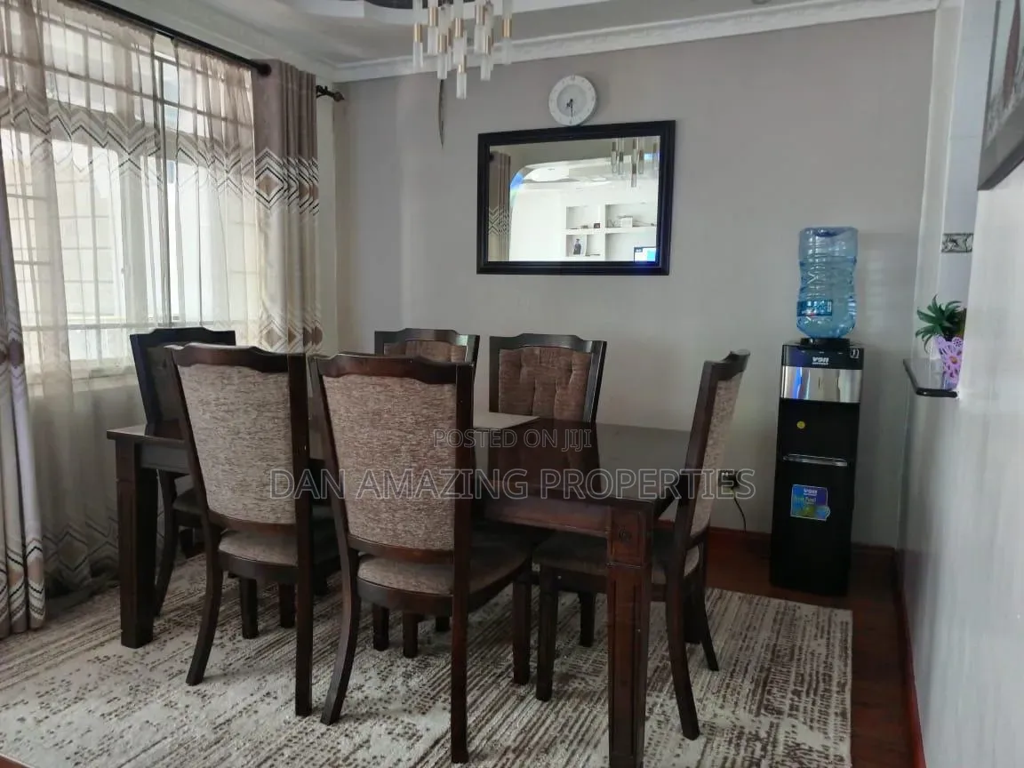 6bdrm Townhouse/Terrace in Sossian Estate, Komarock for sale