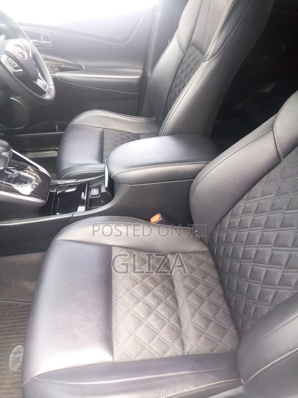 Toyota Harrier 2.0 2016 Pearl