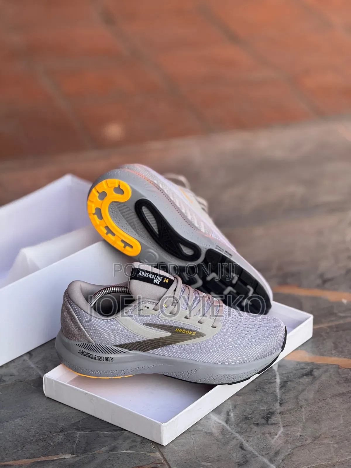 Quality Adidas Brooks GTS 24