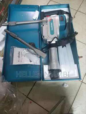 Meakida 2200W Demolition Hammer Breaker