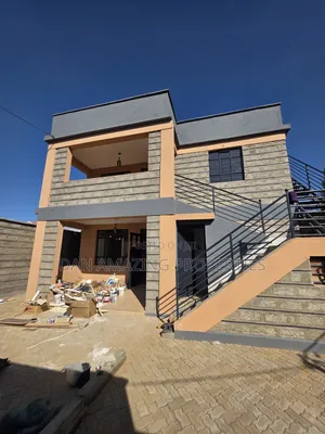 3bdrm House in Kenyatta Rd for rent