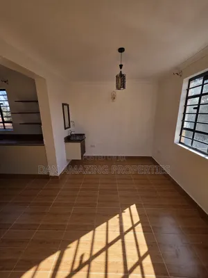 3bdrm House in Kenyatta Rd for rent