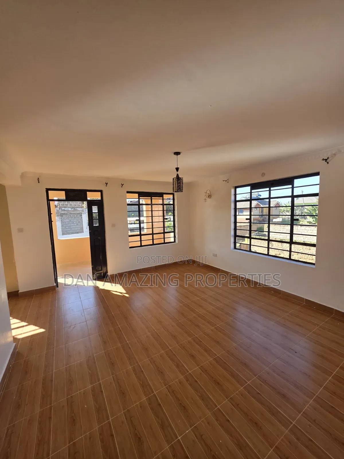 3bdrm House in Kenyatta Rd for rent