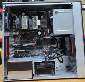 Desktop Computer Lenovo ThinkStation P520 64GB AMD SSD 1T