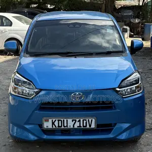 Toyota Pixis 2018 Blue