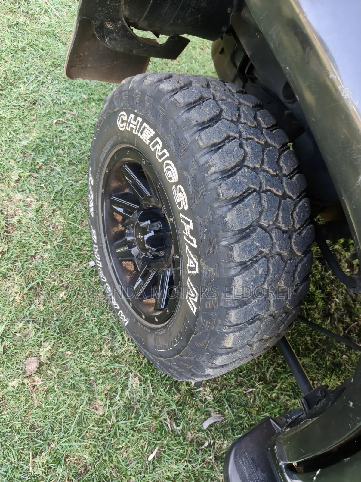 Isuzu Trooper 2000 Black